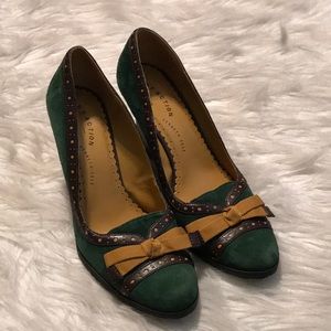 Kenneth Cole Suede Wedge Heels